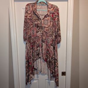 Cha Cha Vente Paisley Top. Size 1X. Worn Twice! This Makes A Statement!